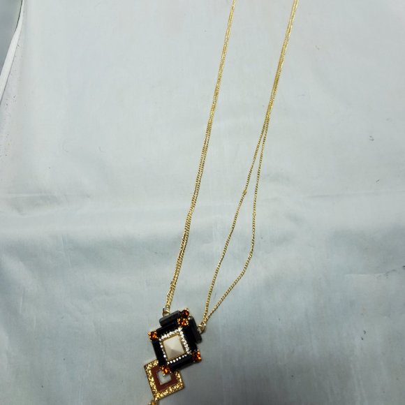 Macy's red leather tassel necklace with gold chain and rhinestones - Picture 4 of 13